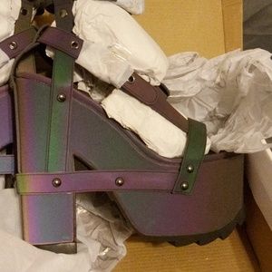 YRU reflective nightcall